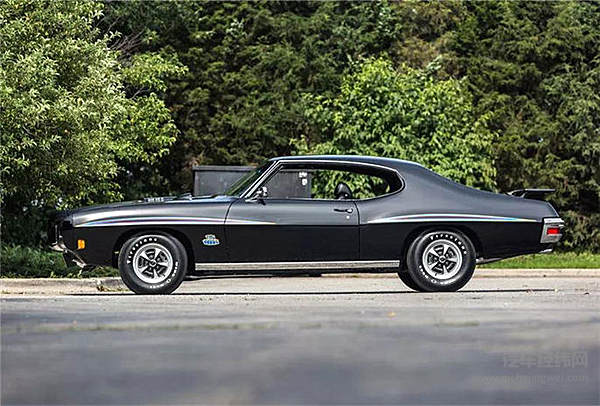 比车展都好看的经典车拉力赛 这些美国老爷车已集结！