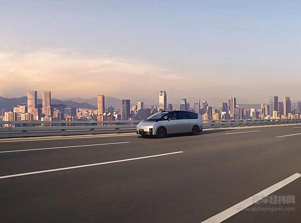 理想汽车成为WTT中国大满贯2024官方指定用车