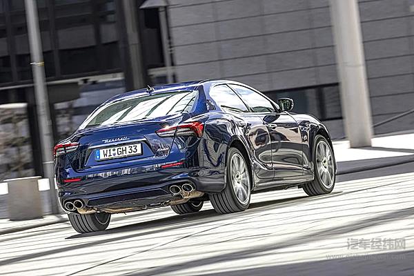 和谐四缸：玛莎拉蒂首款轻混车敲击电动车市场大门