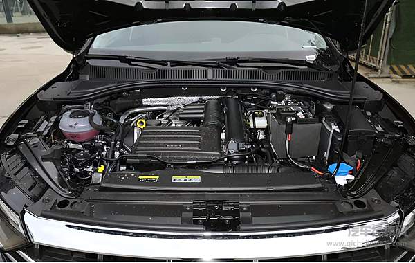 销量榜前四名占据三个席位 大众紧凑级轿车的