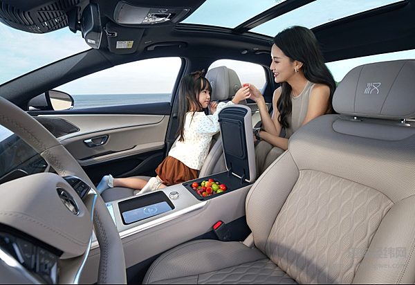 与百万用户共创！比亚迪汉长续航版上市 补贴后15.98万元起