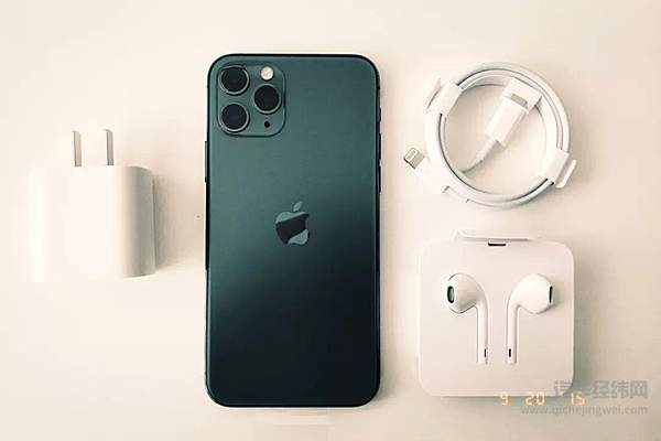 为什么车厂给颜色起了一千个名字 也出不了一个暗夜绿