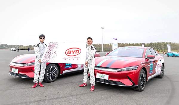 携冠而归 硬核汉EV实力彰显王者风范！