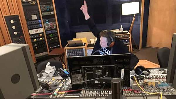 特斯拉今年目标50万 但中国还会是它新希望吗？