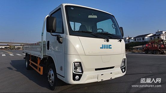 不玩虛的“城配實(shí)力派”：江鈴E順達(dá)，憑什么讓挑剔的老司機(jī)轉(zhuǎn)粉？