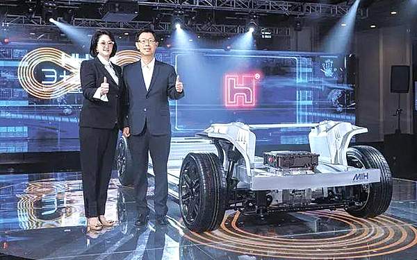 富士康决定代工汽车 但对象不是车界的苹果