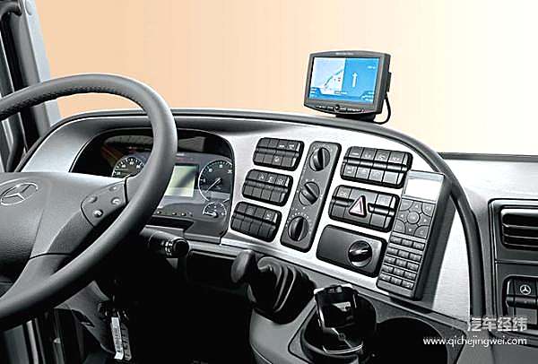 2017梅赛德斯-奔驰卡车FleetBoard®车手联盟赛开跑，首届“星途达人”等你来挑战