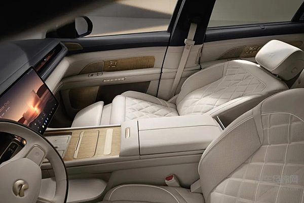 全新ES8「你问我答」第四期