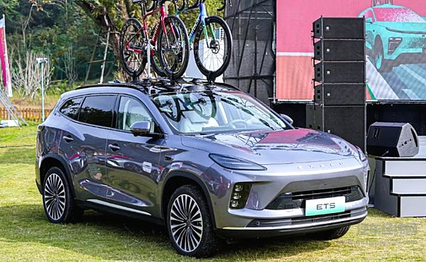 国家级“4+2”盛宴芜湖启幕 星途伴飞骑行梦想