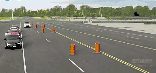 无人驾驶：软件服务人类还是人类服务软件？