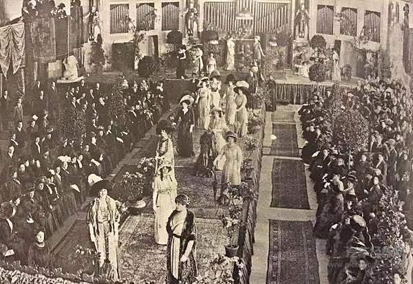 人民到底需不需要车展？