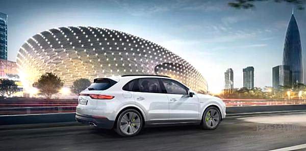 超豪华SUV市场好不热闹！ 就等法拉利了