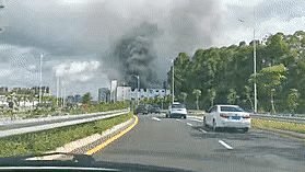 比亚迪总部厂房起火，初步排除电动车自燃所致