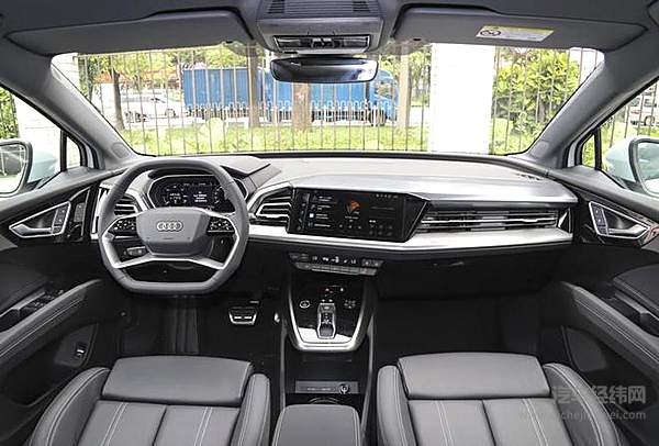 奥迪Q4 e-tron正式上市 起售价29.99万元这价格贵吗？