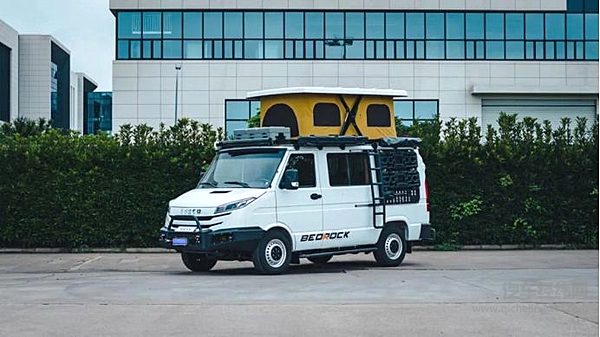 溪畔露营记：得意宿营车打造一家人完美夏日避暑体验