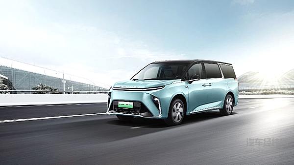 【上汽大通MAXUS MIFA 9搭载MAXUS–Pilot智能驾驶辅助系统】