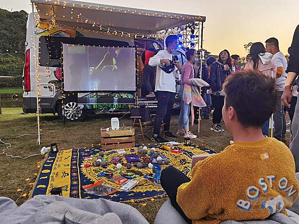 “中国汽车定制专家”以房车秀实力 上汽大通MAXUS房车品牌及V90别墅版发布