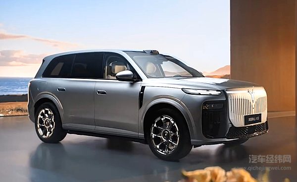 8字辈华为系车型对决 岚图泰山X8与问界M8谁更强？