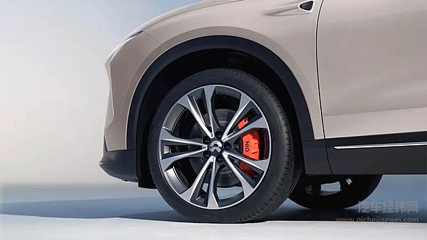 自主品牌扎堆百万豪车 蔚来的模式能否行得通？