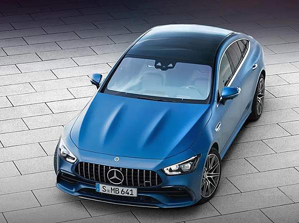 新一代梅赛德斯-AMG GT四门跑车全球首发 放”四“登峰