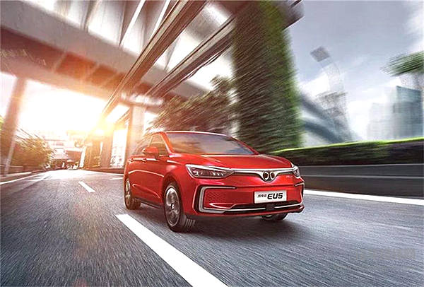 传承经典 致敬未来 “2018中国国际名城经典车拉力赛”焕新而来