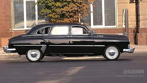 GAZ-12-ZIM