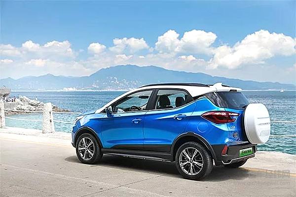 比亚迪出新口味了 三元锂套餐了解一下！