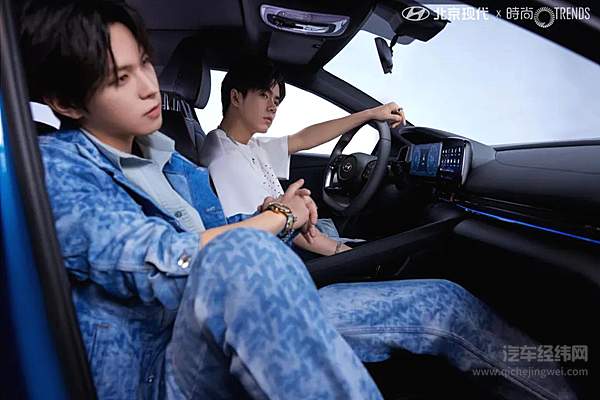 第七代伊兰特 × S.K.Y天空少年：热血时节，闪光正好