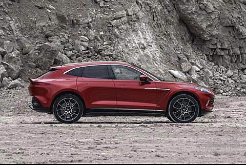 自带跑车基因 阿斯顿·马丁迎来首款SUV DBX