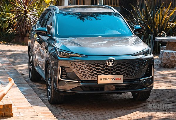 全新瑞虎7 PLUS 对比 长安CS55 PLUS：谁是10万级SUV“卷王”？