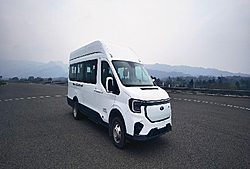 江鈴汽車新能源E全順 2025款 155kw 三排純電動(dòng) 封閉廂式貨車 (JX6676TY-N6BEV)100.96kwh