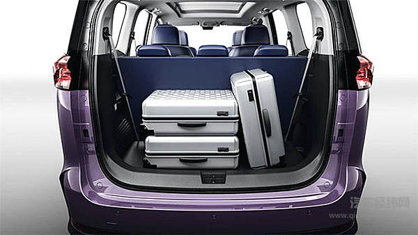 第一款自己选配定价的MPV治愈“选择障碍” 上汽大通G50满足全家期待