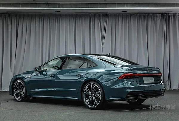 国产奥迪A7L被吐槽 它到底做错了什么？