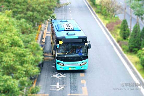 自动驾驶公交商用 亟待统筹布局