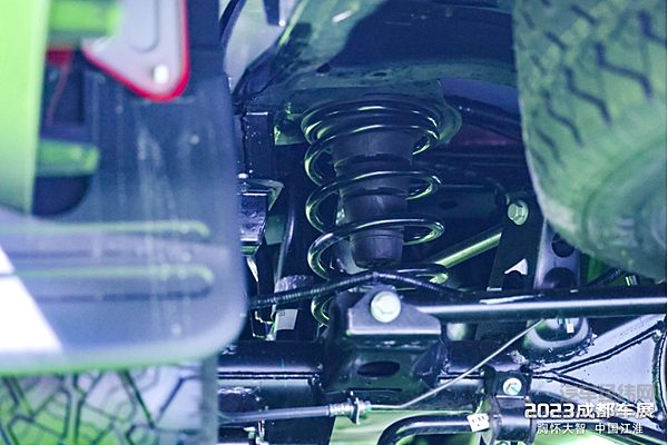 更豪华、更舒适、更智能、更好玩 全新悍途乘用版亮相2023成都车展