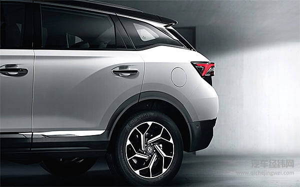 风神AX7想演“一出好戏” 还缺一个像“爱情公寓”一样的神助攻！