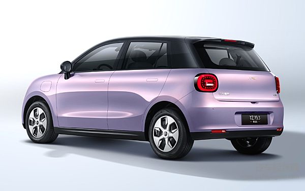 二线纯电代步小车 五菱缤果PLUS与江淮钇为3谁能吸引消费者？