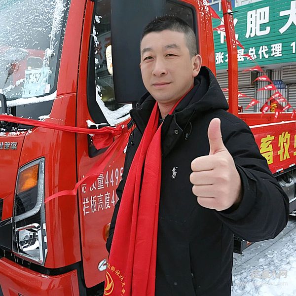 東風(fēng)輕卡實(shí)力強(qiáng)悍 贏得張北畜牧業(yè)用戶信賴