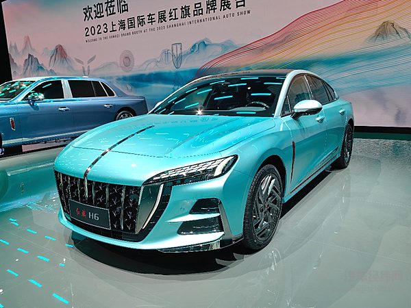 红旗品牌强势登陆上海车展 新能源时代能否成功转型？