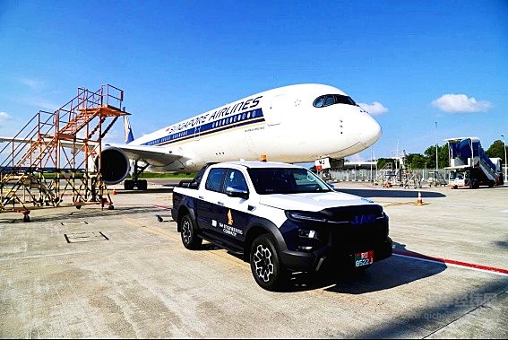 纯电皮卡悍途EV成功交付新加坡集团用户