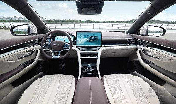 15万元预算购买新能源SUV 深蓝S07能否挑战宋PLUS DM-i？