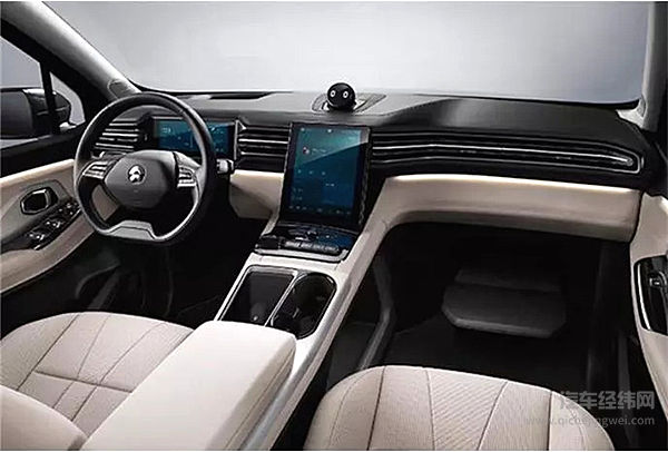 蔚来量产车12月16日上市，换电及售后方式同步发布