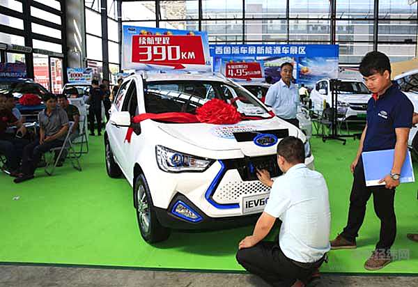 喜迎自治区60周年庆 2018东盟国际车展荣耀再升级