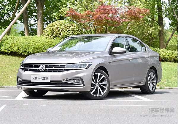 销量榜前四名占据三个席位 大众紧凑级轿车的
