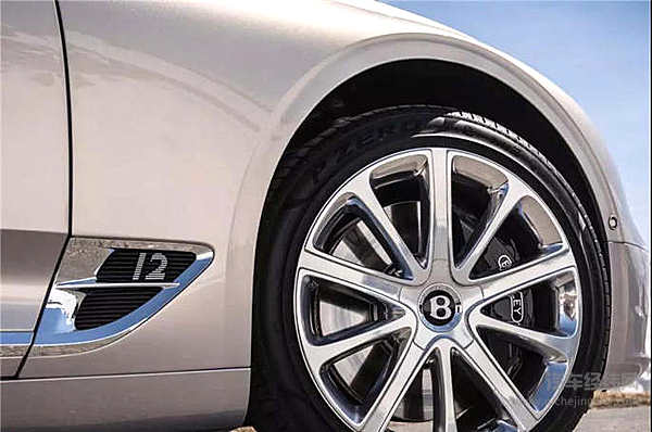 一次超满足的伟大旅行——首试宾利欧陆GT