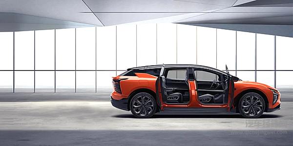 高合HiPhi X夺50万以上豪华电动车销冠 保时捷Taycan又添劲敌！