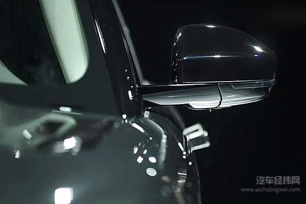 捷豹路虎双剑齐发耀动魔都 演绎“新现代豪华主义”