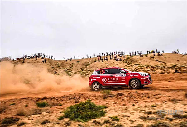 荒漠绿洲起狼烟 “魔鬼赛道”可不是浪得虚名！