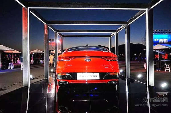 北京现代菲斯塔追赶轿车风潮 思域“神车”地位不保？！