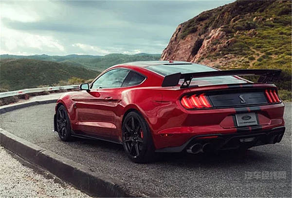 福特野马：这是飞一般的感觉~